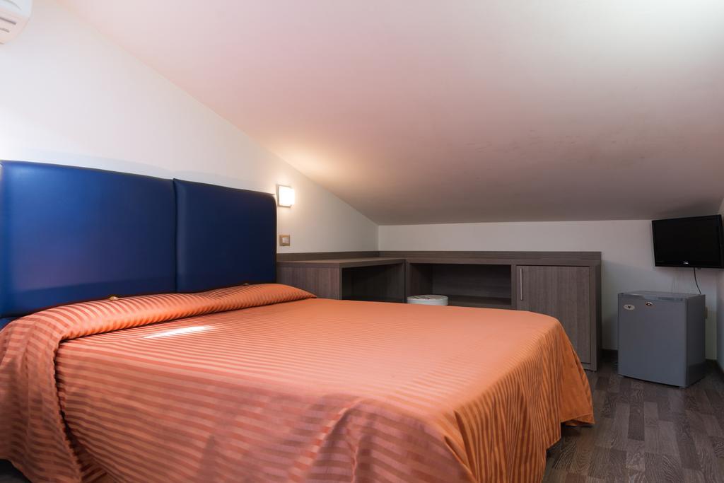 Hotel Miramare Pineto Zewnętrze zdjęcie